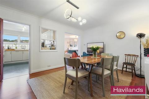 3 bedroom flat for sale, Church Hill, Winchmore Hill