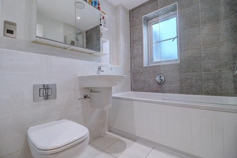 undefined, Hillview Gardens, Buckinghamshire HP13