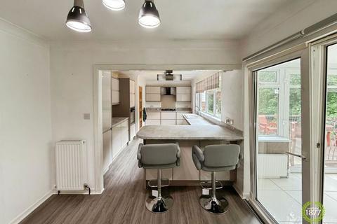 4 bedroom detached house for sale, Marabou Drive, Darwen, Lancashire, BB3 0JN