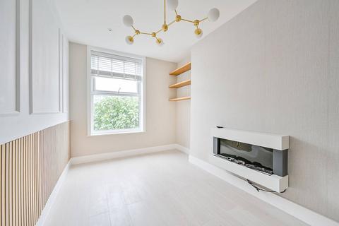 undefined, 19 Hetley Road, London W12