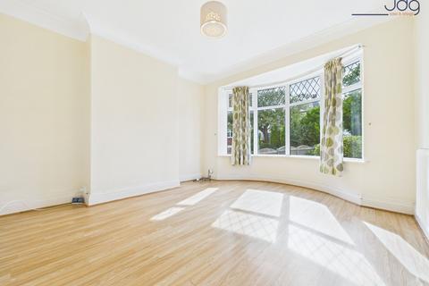 undefined, Knowlys Grove, Heysham | This home is well presented and sits on a generous plot!