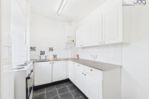 undefined, Knowlys Grove, Heysham | This home is well presented and sits on a generous plot!