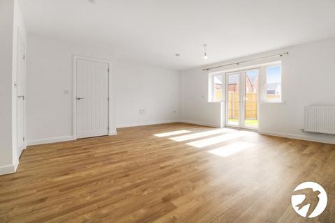 4 bedroom detached house to rent, Ragstone Avenue, Alkerden, Ebbsfleet Valley, Swanscombe, DA10