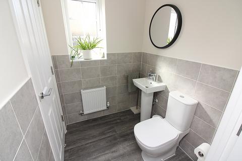 4 bedroom detached house for sale, Spruce Meadow, Stotfold, Hitchin, SG5