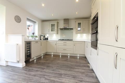 4 bedroom detached house for sale, Spruce Meadow, Stotfold, Hitchin, SG5