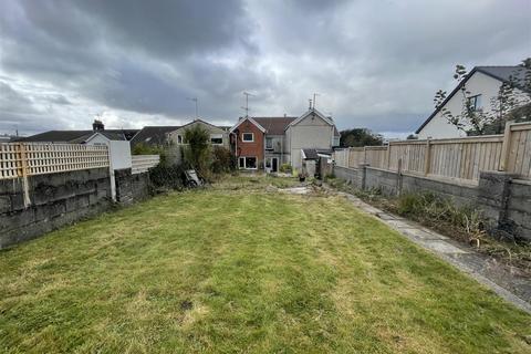 3 bedroom terraced house for sale, Globe Row, Llanelli