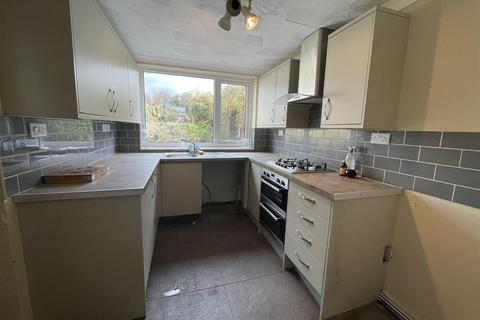 3 bedroom terraced house for sale, Globe Row, Llanelli