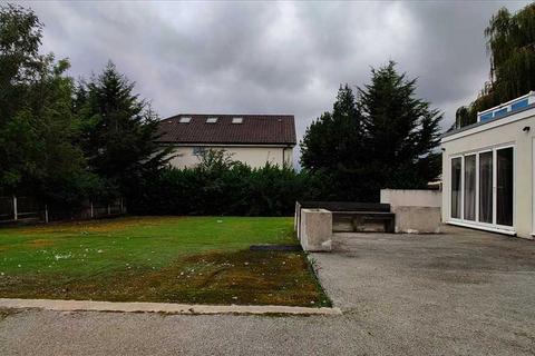 undefined, Quinta Drive,, Barnet