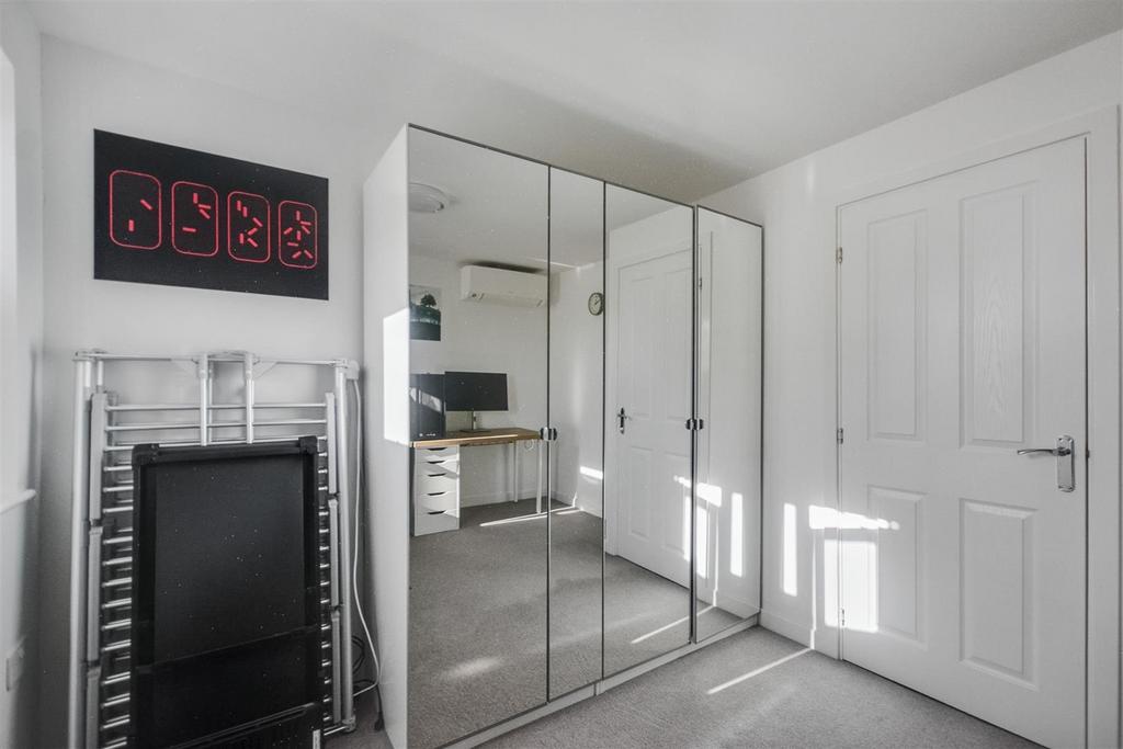 Bedroom 2 3.jpeg