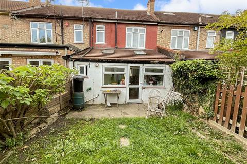 42 Hale End Road, London, E17 4BQ