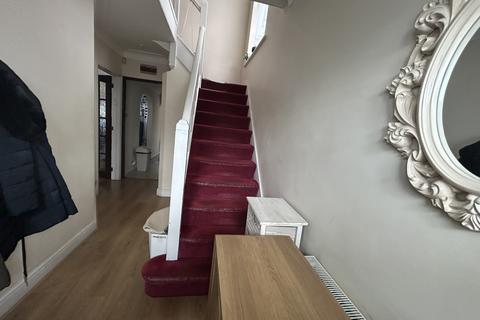 3 bedroom semi-detached house for sale, Danehurst Gardens, ILFORD IG4