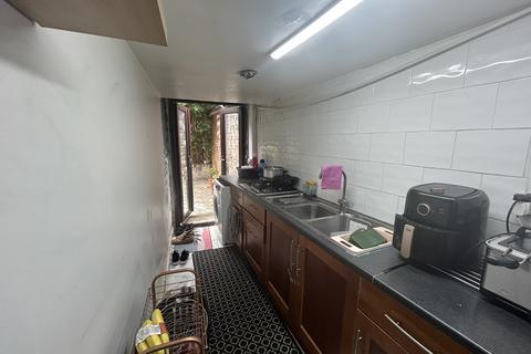 3 Bentley Way, Woodford Green, IG8 0SE