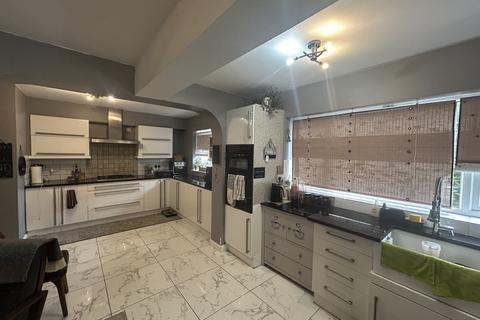 3 Bentley Way, Woodford Green, IG8 0SE