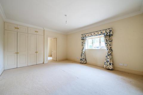 5 bedroom detached house to rent, Wherwell, Andover, Hampshire, SP11