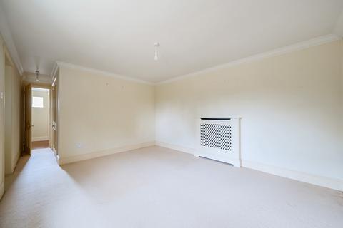 5 bedroom detached house to rent, Wherwell, Andover, Hampshire, SP11