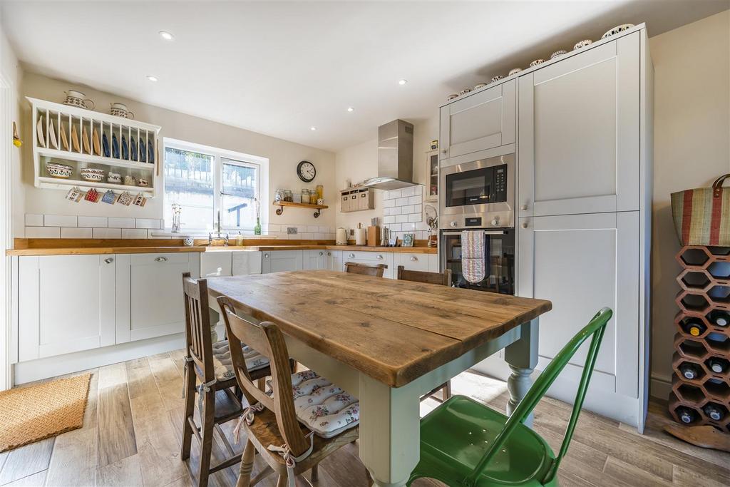 Kitchen diner