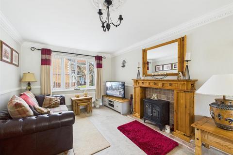 4 bedroom detached house for sale, Swn Yr Aderyn, Bridgend CF33