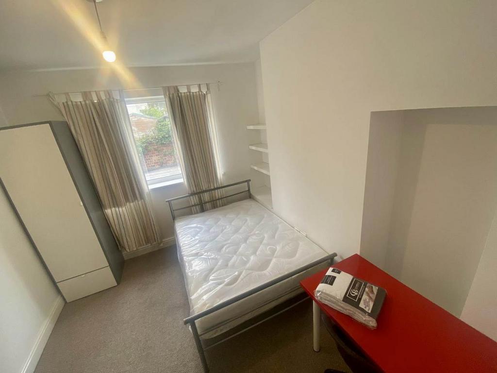 Bed 4