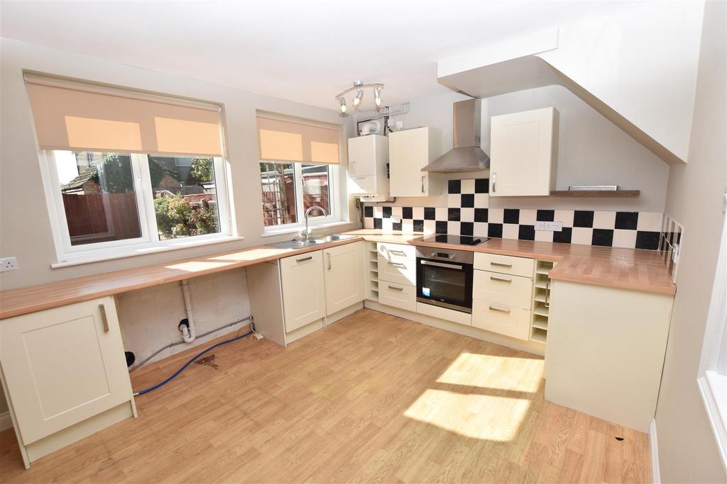 Dining kitchen