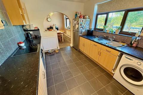 4 bedroom detached house for sale, Martham Road, Hemsby