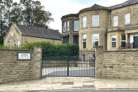 2 bedroom apartment to rent, Clare Road, Halifax