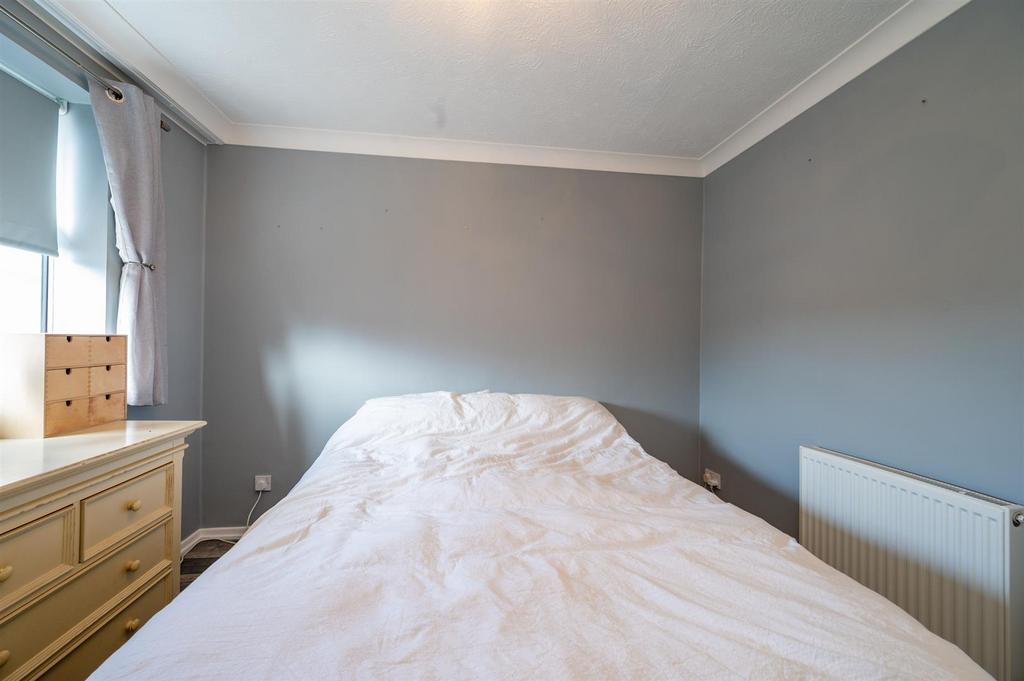 31 Cockleshell Gardens2211.jpg