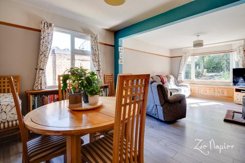 3 bedroom detached house for sale, Brentwood