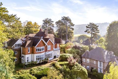 3 bedroom apartment for sale, Riverdene House, Warwicks Bench, Guildford, Surrey, GU1