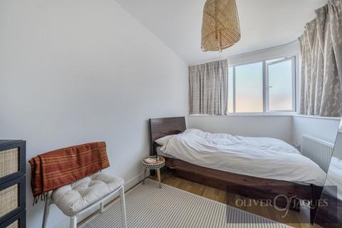 undefined, Roman Road, Bow, London, E3