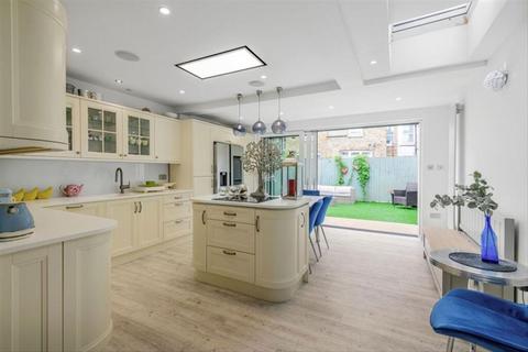 5 bedroom terraced house for sale, Adelaide Road, London W13