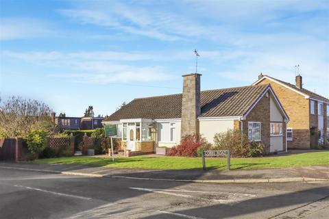 3 bedroom detached bungalow for sale, Cobbs Road, Kenilworth