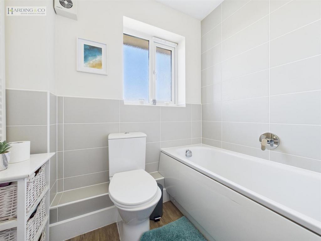 Familt Bathroom.jpg