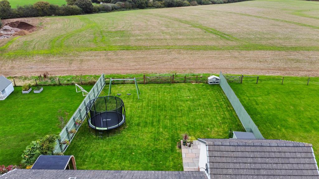 Garden drone