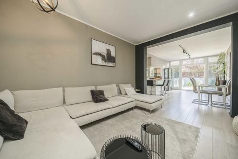 undefined, Kent Gardens, London W13