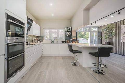 undefined, Kent Gardens, London W13