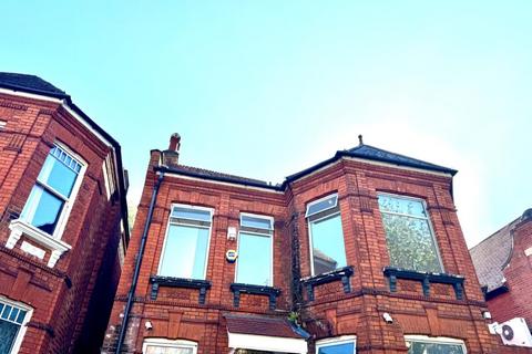 3 bedroom flat to rent, Anson Road, Willesden Green, London NW2