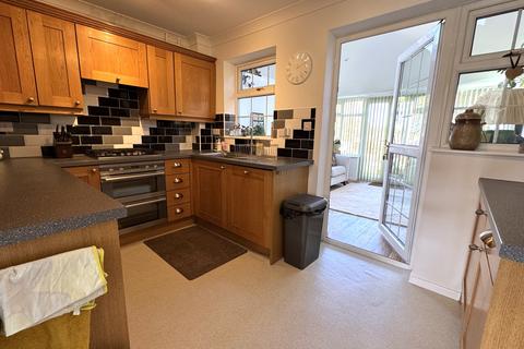 undefined, Finch Close, Woodville, Swadlincote, DE11
