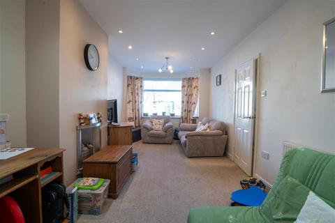 3 bedroom semi-detached house for sale, Steyning Road, South Yardley, Birmingham