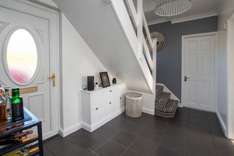 3 bedroom semi-detached house for sale, Carters Garth Close, Louth LN11