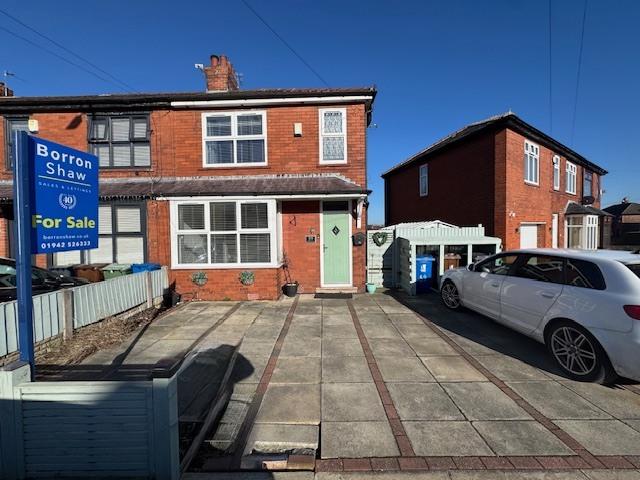 3 bed semi-detached house for sale Prescott Lane,