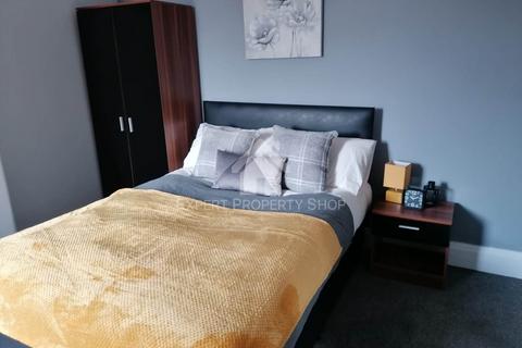 1 bed house for rent in *EN-SUITE ROOM* PERCY STREET, ROTHERHAM.