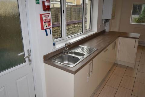 4 bedroom house to rent, Fleet Street, Sandfields, City Centre, , Swansea