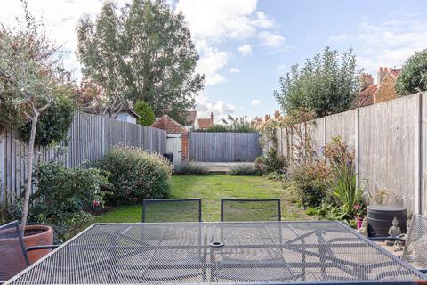 2 bedroom end of terrace house for sale, Charming Character Cottage in Heacham