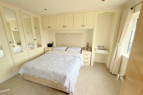 undefined, Fleur-de-lys Park, Pilley Hill, Pilley, Lymington, Hampshire. SO41 5QJ