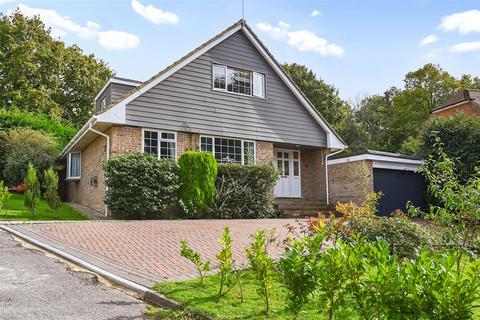 4 bedroom detached house for sale, Ewhurst Close, Hastings
