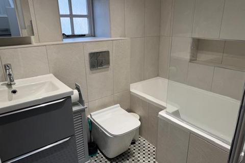 undefined, White Hart Court, Fairford