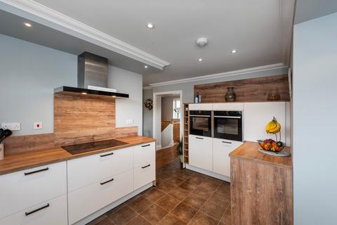 3 Vanburgh Close, Orpington, BR6 8BJ