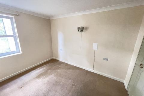 1 bedroom retirement property for sale, Home Sarum House, Salisbury SP2