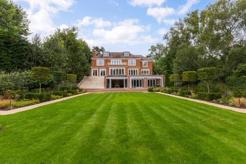7 bedroom detached house for sale, Nuns Walk, Virginia Water