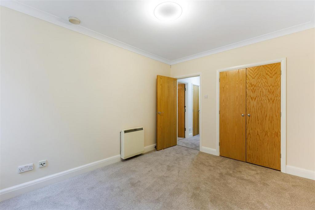98380 Flat 18 Werna House 31 Monument Street (20).